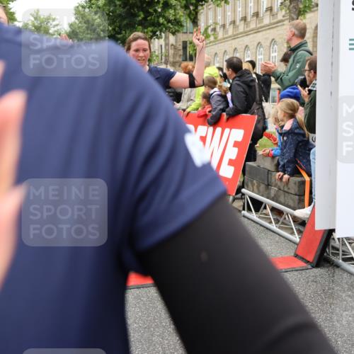14.06.2026 - REWE Women's Run Strokosch-Dieckow http://msf.ph/oto/9783104 14.06.2026 10:01:35 Ziel 10077, 10315, 10369, 10792, 10812, 10824, 10828, 10902, 10915, 10966, 11018, 11044, 11045, 11196, 11206, 11319, 11361 meine-sportfotos.de