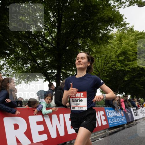 14.06.2026 - REWE Women's Run Michael Strokosch http://msf.ph/oto/9783152 14.06.2026 09:47:38 Laufen 10994, 57, 40 meine-sportfotos.de