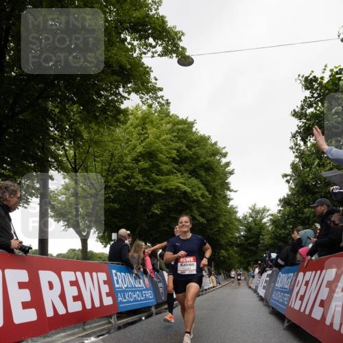 14.06.2026 - REWE Women's Run Michael Strokosch http://msf.ph/oto/9783158 14.06.2026 09:47:43 Laufen 10081 meine-sportfotos.de