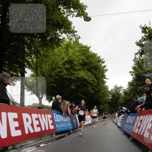 14.06.2026 - REWE Women's Run Michael Strokosch http://msf.ph/oto/9783196 14.06.2026 09:47:49 Laufen  meine-sportfotos.de