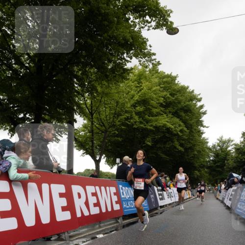 14.06.2026 - REWE Women's Run Michael Strokosch http://msf.ph/oto/9783219 14.06.2026 09:47:50 Laufen  meine-sportfotos.de
