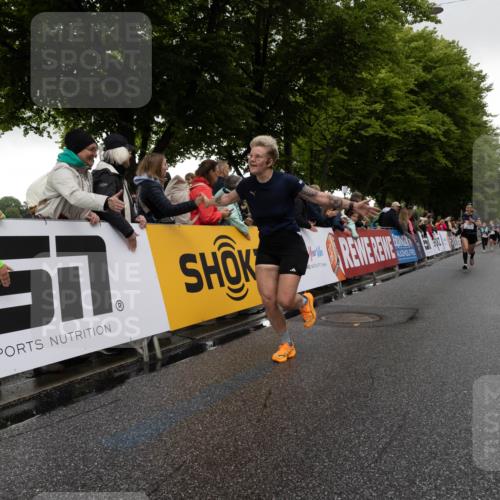 14.06.2026 - REWE Women's Run Michael Strokosch http://msf.ph/oto/9783325 14.06.2026 09:48:32 Laufen  meine-sportfotos.de