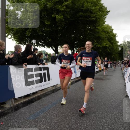 14.06.2026 - REWE Women's Run Michael Strokosch http://msf.ph/oto/9783437 14.06.2026 09:49:06 Laufen 10215 meine-sportfotos.de