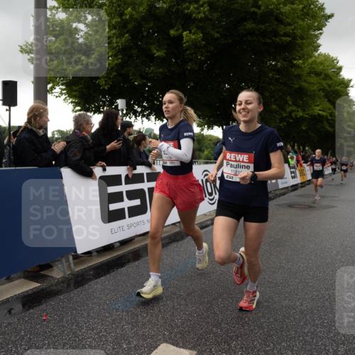 14.06.2026 - REWE Women's Run Michael Strokosch http://msf.ph/oto/9783446 14.06.2026 09:49:06 Laufen 10215 meine-sportfotos.de