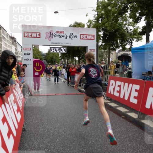 14.06.2026 - REWE Women's Run Michael Strokosch http://msf.ph/oto/9783453 14.06.2026 09:49:17 Laufen 5, 0, 00, 00 meine-sportfotos.de