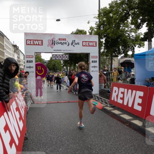 14.06.2026 - REWE Women's Run Michael Strokosch http://msf.ph/oto/9783461 14.06.2026 09:49:18 Laufen 5, 0, 00, 00, 34 meine-sportfotos.de