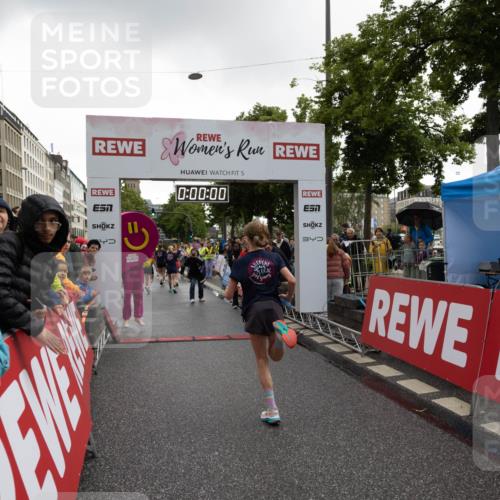 14.06.2026 - REWE Women's Run Michael Strokosch http://msf.ph/oto/9783466 14.06.2026 09:49:18 Laufen 5, 0, 00, 00, 7, 34 meine-sportfotos.de