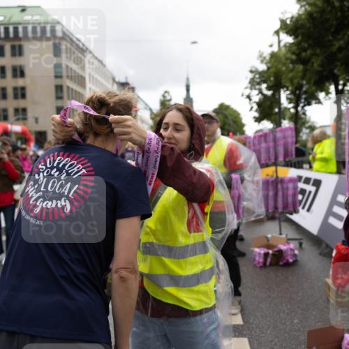 14.06.2026 - REWE Women's Run Michael Strokosch http://msf.ph/oto/9783495 14.06.2026 09:51:59 Laufen 2026, 920, 2026, 202, 577 meine-sportfotos.de