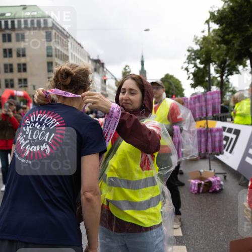 14.06.2026 - REWE Women's Run Michael Strokosch http://msf.ph/oto/9783497 14.06.2026 09:51:59 Laufen 30, 2026, 970, 2026, 202, 57 meine-sportfotos.de