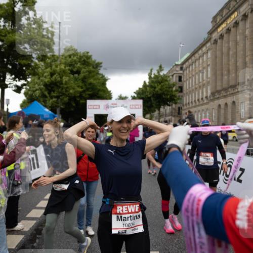 14.06.2026 - REWE Women's Run Michael Strokosch http://msf.ph/oto/9783506 14.06.2026 09:52:17 Laufen 10604, 0, 00, 00 meine-sportfotos.de