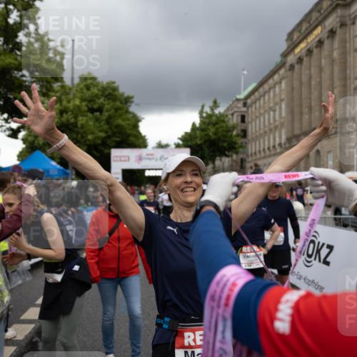 14.06.2026 - REWE Women's Run Michael Strokosch http://msf.ph/oto/9783520 14.06.2026 09:52:17 Laufen 2, 435, 0, 00, 00, 10 meine-sportfotos.de