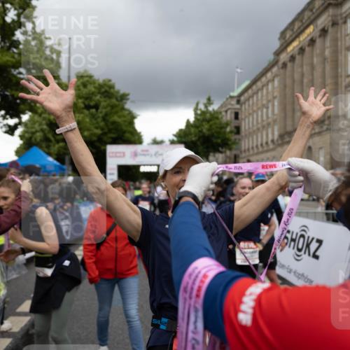 14.06.2026 - REWE Women's Run Michael Strokosch http://msf.ph/oto/9783527 14.06.2026 09:52:17 Laufen 2, 2026, 9202 meine-sportfotos.de