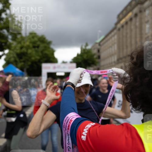 14.06.2026 - REWE Women's Run Michael Strokosch http://msf.ph/oto/9783532 14.06.2026 09:52:18 Laufen 202 meine-sportfotos.de