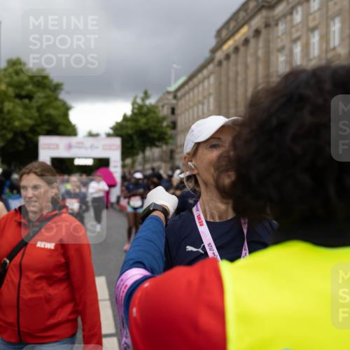 14.06.2026 - REWE Women's Run Michael Strokosch http://msf.ph/oto/9783537 14.06.2026 09:52:19 Laufen 2026, 202 meine-sportfotos.de