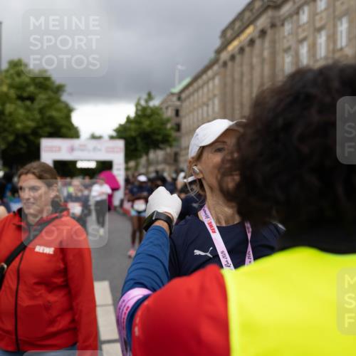 14.06.2026 - REWE Women's Run Michael Strokosch http://msf.ph/oto/9783539 14.06.2026 09:52:19 Laufen 2026, 2026 meine-sportfotos.de