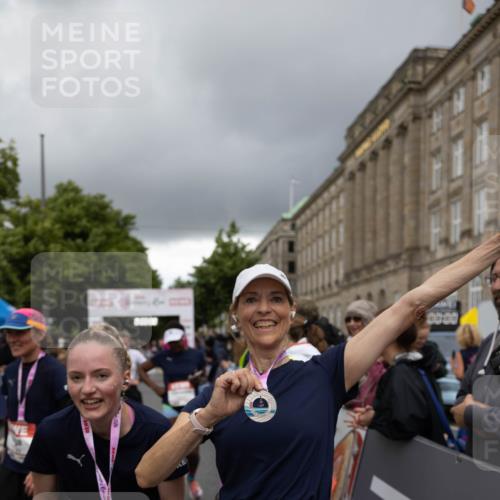 14.06.2026 - REWE Women's Run Michael Strokosch http://msf.ph/oto/9783567 14.06.2026 09:52:25 Laufen 10999, 10604, 00, 00, 34 meine-sportfotos.de