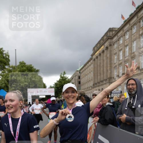 14.06.2026 - REWE Women's Run Michael Strokosch http://msf.ph/oto/9783586 14.06.2026 09:52:26 Laufen 10999, 10604, 0, 00, 0 meine-sportfotos.de