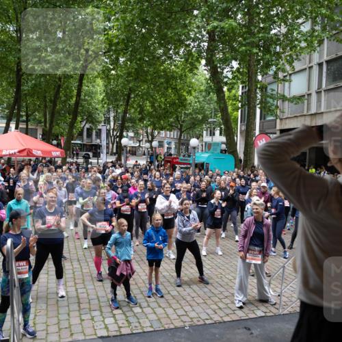 14.06.2026 - REWE Women's Run Michael Strokosch http://msf.ph/oto/9783858 14.06.2026 10:07:00 Laufen  meine-sportfotos.de