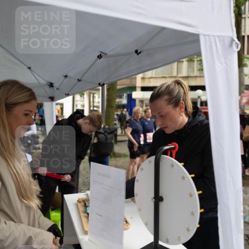14.06.2026 - REWE Women's Run Michael Strokosch http://msf.ph/oto/9783898 14.06.2026 10:08:20 Laufen  meine-sportfotos.de