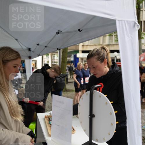14.06.2026 - REWE Women's Run Michael Strokosch http://msf.ph/oto/9783900 14.06.2026 10:08:20 Laufen 146 meine-sportfotos.de