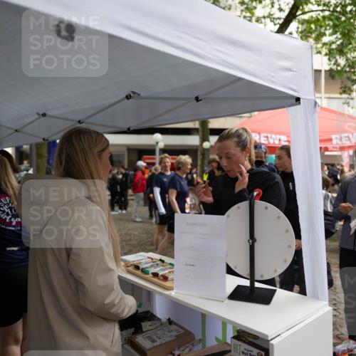 14.06.2026 - REWE Women's Run Michael Strokosch http://msf.ph/oto/9783941 14.06.2026 10:08:26 Laufen 1120 meine-sportfotos.de