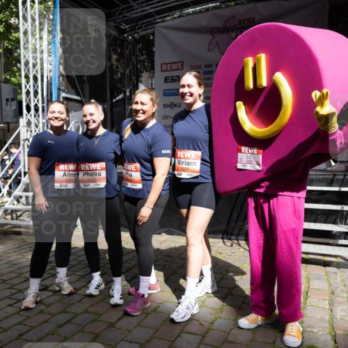 14.06.2026 - REWE Women's Run Michael Strokosch http://msf.ph/oto/9784054 14.06.2026 10:13:37 Laufen 5825, 5543, 57, 7, 34, 517, 5925, 351, 385 meine-sportfotos.de