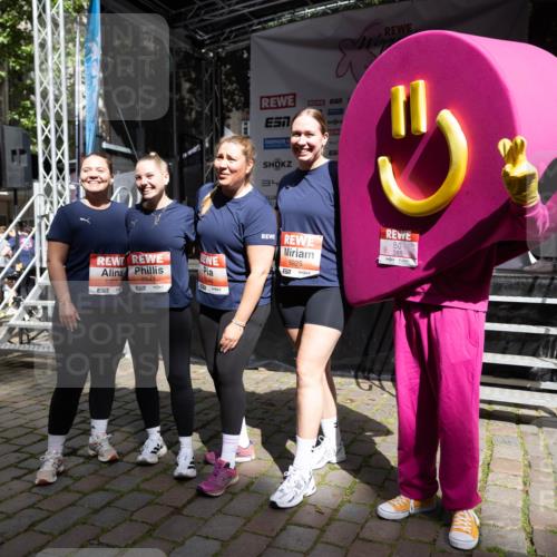 14.06.2026 - REWE Women's Run Michael Strokosch http://msf.ph/oto/9784072 14.06.2026 10:13:37 Laufen 44, 5543, 5825, 57, 7, 34, 385, 5925, 57 meine-sportfotos.de