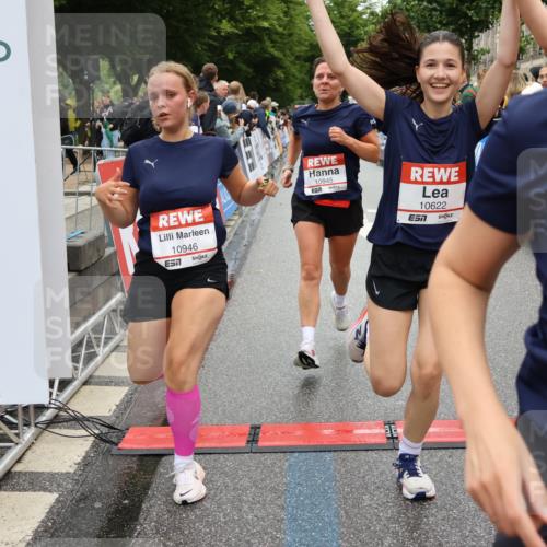 14.06.2026 - REWE Women's Run Strokosch-Dieckow http://msf.ph/oto/9784113 14.06.2026 10:02:27 Ziel 10622, 10733, 10772, 10904, 10945, 10946, 11032, 11191, 11329 meine-sportfotos.de