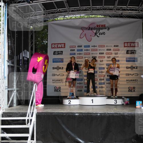 14.06.2026 - REWE Women's Run Michael Strokosch http://msf.ph/oto/9784154 14.06.2026 10:22:42 Laufen 3, 34, 3, 3, 57, 5, 4, 5, 1, 10, 34, 3, 5, 2, 1, 3 meine-sportfotos.de