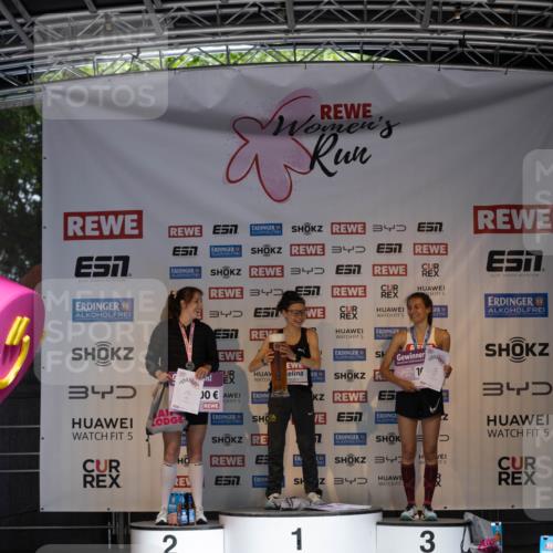 14.06.2026 - REWE Women's Run Michael Strokosch http://msf.ph/oto/9784208 14.06.2026 10:22:46 Laufen 51, 3, 34, 5, 3, 5, 00, 5, 34, 34, 57, 5, 5, 1, 4, 34, 7, 5, 5, 2, 1, 3 meine-sportfotos.de