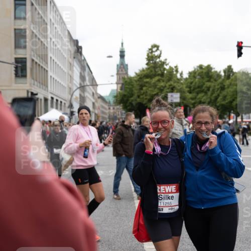 14.06.2026 - REWE Women's Run Michael Strokosch http://msf.ph/oto/9784351 14.06.2026 10:33:05 Laufen 10, 32, 11255, 57 meine-sportfotos.de