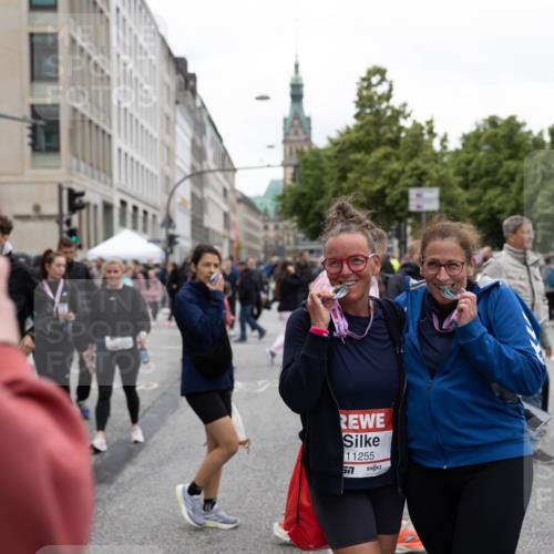 14.06.2026 - REWE Women's Run Michael Strokosch http://msf.ph/oto/9784363 14.06.2026 10:33:06 Laufen 11255, 57 meine-sportfotos.de