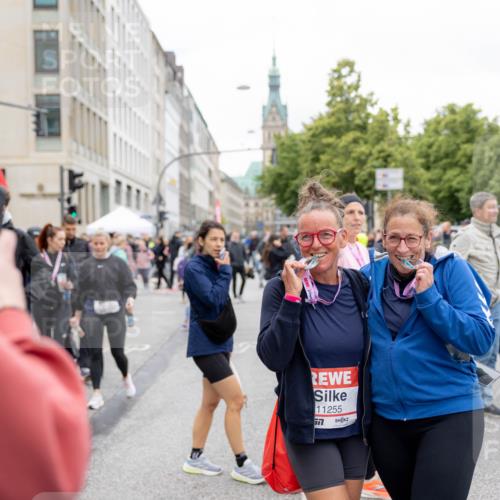 14.06.2026 - REWE Women's Run Michael Strokosch http://msf.ph/oto/9784370 14.06.2026 10:33:06 Laufen 11255, 57 meine-sportfotos.de