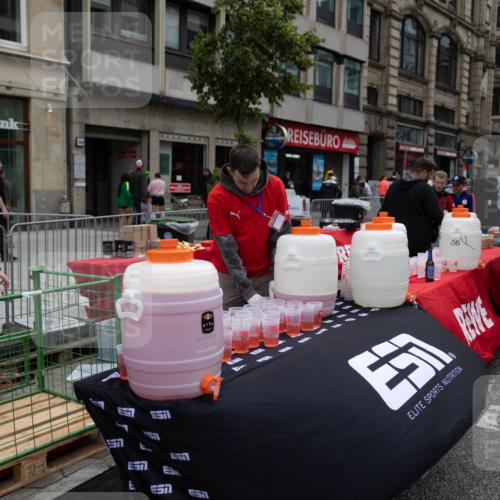 14.06.2026 - REWE Women's Run Michael Strokosch http://msf.ph/oto/9784391 14.06.2026 10:33:56 Laufen 35, 51 meine-sportfotos.de