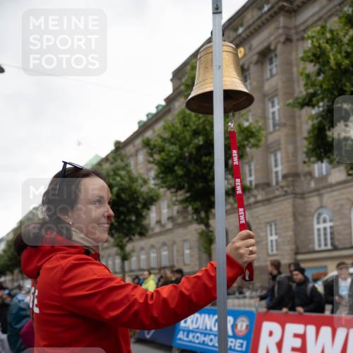 14.06.2026 - REWE Women's Run Michael Strokosch http://msf.ph/oto/9784444 14.06.2026 10:40:14 Laufen  meine-sportfotos.de