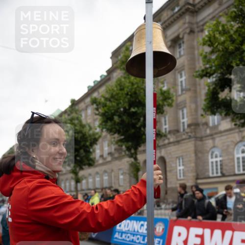 14.06.2026 - REWE Women's Run Michael Strokosch http://msf.ph/oto/9784447 14.06.2026 10:40:14 Laufen  meine-sportfotos.de
