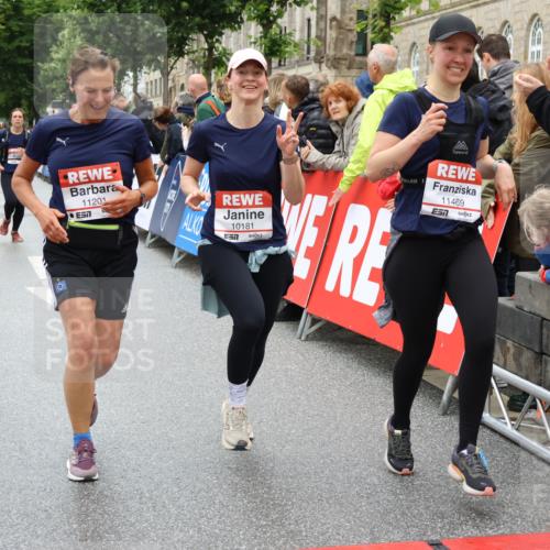 14.06.2026 - REWE Women's Run Strokosch-Dieckow http://msf.ph/oto/9784489 14.06.2026 10:02:50 Ziel 10181, 10261, 10617, 10639, 10932, 11110, 11201, 11448, 11469 meine-sportfotos.de