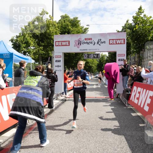 14.06.2026 - REWE Women's Run Michael Strokosch http://msf.ph/oto/9784522 14.06.2026 10:49:29 Laufen 11, 5, 0, 18, 48 meine-sportfotos.de