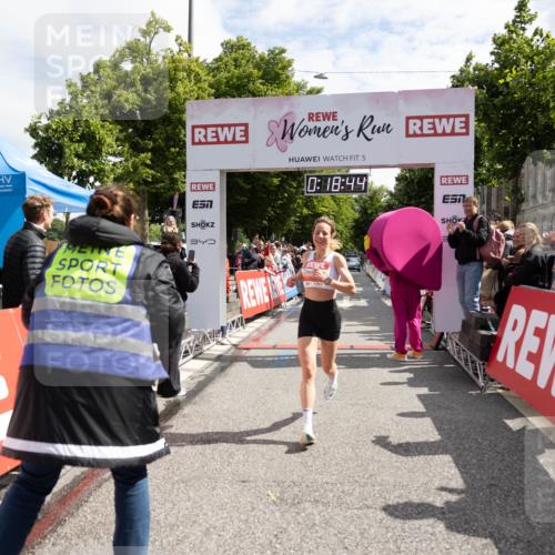 14.06.2026 - REWE Women's Run Michael Strokosch http://msf.ph/oto/9784539 14.06.2026 10:49:32 Laufen 5, 0, 18, 44 meine-sportfotos.de