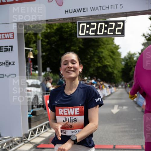 14.06.2026 - REWE Women's Run Michael Strokosch http://msf.ph/oto/9784598 14.06.2026 10:51:10 Laufen 34, 5, 0, 20, 22, 5386 meine-sportfotos.de