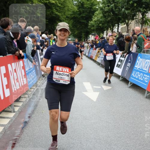 14.06.2026 - REWE Women's Run Strokosch-Dieckow http://msf.ph/oto/9784681 14.06.2026 10:03:02 Ziel 10170, 10631, 10639, 10753 meine-sportfotos.de