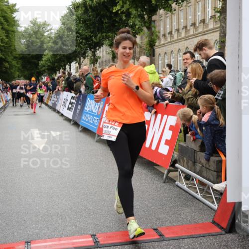 14.06.2026 - REWE Women's Run Strokosch-Dieckow http://msf.ph/oto/9785129 14.06.2026 10:03:36 Ziel 10026, 10032, 10323, 10421, 10549, 10647, 10652, 11366 meine-sportfotos.de