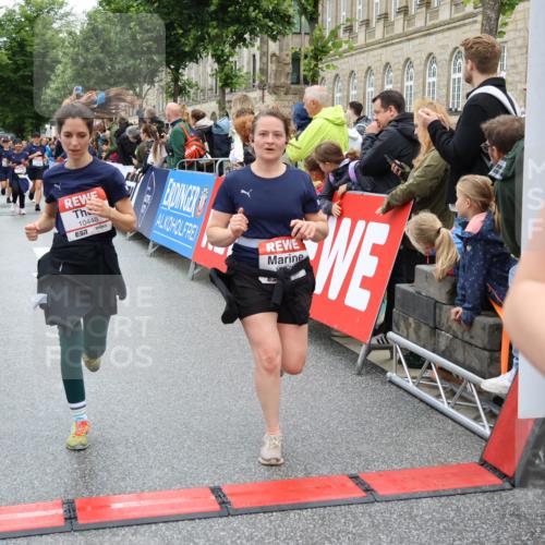 14.06.2026 - REWE Women's Run Strokosch-Dieckow http://msf.ph/oto/9785733 14.06.2026 10:04:13 Ziel 10227, 10276, 10301, 10368, 10415, 10448, 10476, 10603, 10900, 11080, 11333 meine-sportfotos.de