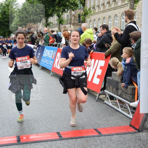 14.06.2026 - REWE Women's Run Strokosch-Dieckow http://msf.ph/oto/9785736 14.06.2026 10:04:13 Ziel 10227, 10276, 10301, 10368, 10415, 10448, 10476, 10603, 10900, 11080, 11333 meine-sportfotos.de