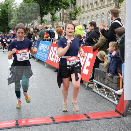 14.06.2026 - REWE Women's Run Strokosch-Dieckow http://msf.ph/oto/9785741 14.06.2026 10:04:13 Ziel 10227, 10276, 10301, 10368, 10415, 10448, 10476, 10603, 10900, 11080, 11333 meine-sportfotos.de