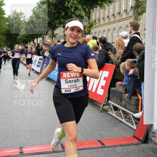 14.06.2026 - REWE Women's Run Strokosch-Dieckow http://msf.ph/oto/9785940 14.06.2026 10:04:27 Ziel 10335, 10544, 10554, 10656, 10660, 10779, 10974, 11037, 11144, 11279, 11338, 11473, 11534 meine-sportfotos.de