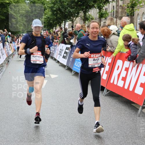 14.06.2026 - REWE Women's Run Strokosch-Dieckow http://msf.ph/oto/9786040 14.06.2026 10:05:04 Ziel 10127, 10326, 10610, 11081, 11290 meine-sportfotos.de