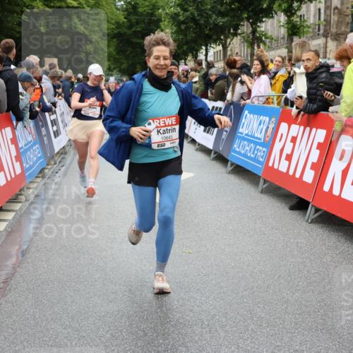 14.06.2026 - REWE Women's Run Strokosch-Dieckow http://msf.ph/oto/9786115 14.06.2026 10:05:32 Ziel 10222, 10418, 10497, 10512, 10524, 10583, 10645, 10836, 10968, 11107, 11263, 11264, 11452, 11462, 11478 meine-sportfotos.de