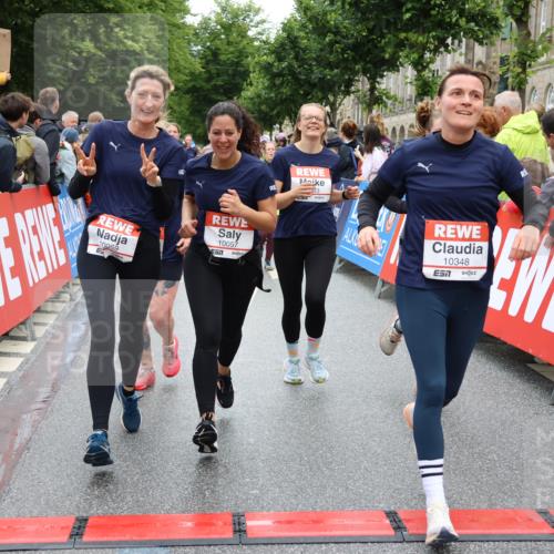 14.06.2026 - REWE Women's Run Strokosch-Dieckow http://msf.ph/oto/9786159 14.06.2026 10:05:48 Ziel 10057, 10059, 10076, 10087, 10271, 10309, 10332, 10348, 10493, 10494, 10579, 10669, 10761, 10775, 10959, 10980, 11357 meine-sportfotos.de
