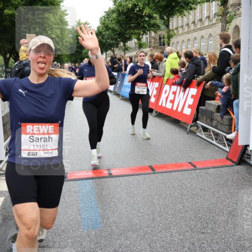 14.06.2026 - REWE Women's Run Strokosch-Dieckow http://msf.ph/oto/9786215 14.06.2026 10:06:04 Ziel 10019, 10048, 10049, 10050, 10123, 10199, 10477, 10538, 10581, 10624, 10654, 10705, 10910, 11010, 11034, 11036, 11114, 11121, 11181, 11316, 11356 meine-sportfotos.de